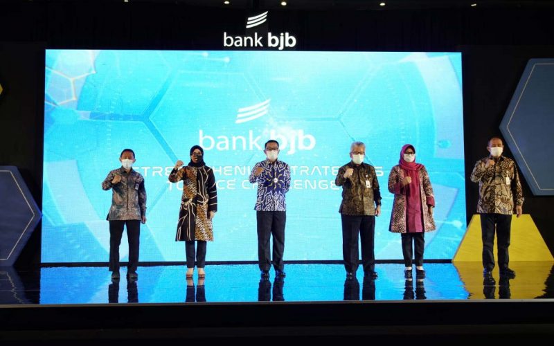 Dapat Suntikan Semangat Ridwan Kamil, bank bjb Siap Optimalkan Potensi Ekonomi Jawa Barat